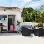 Apartment Rayley Royan